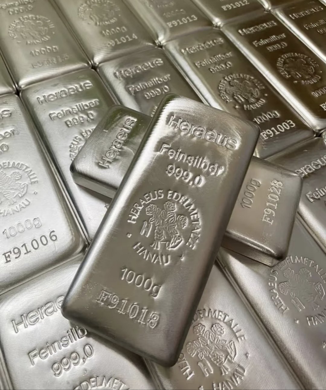 贵金属白银(贵金属白银今日走势分析最新消息)