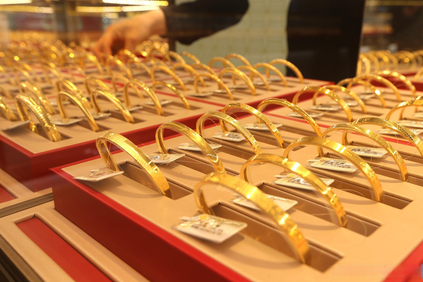 现货黄金与期货黄金(现货黄金与期货黄金区别)